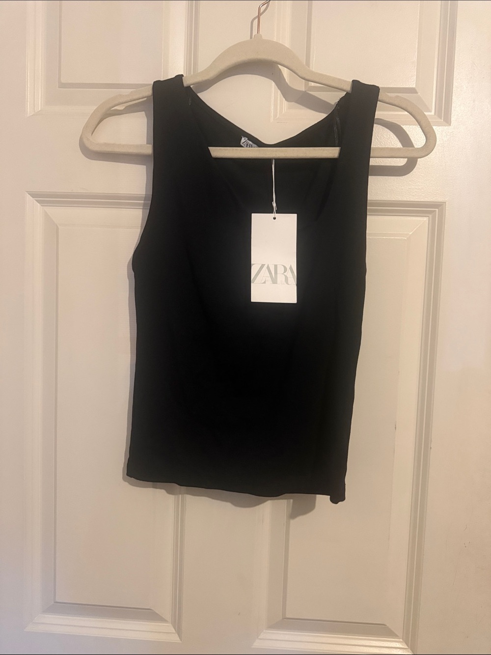 ZARA Black Sleeveless Scoop Neck Tank Top